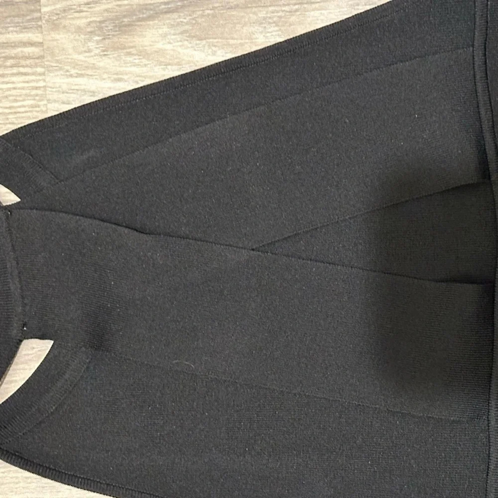 🍀 Zara “The Knitwear Collection” NWT Black Top size small - Picture 5 of 5